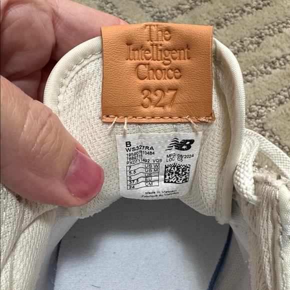 CUSTOM Texas Longhorns New
Balance 327 sneakers - size 7 - Picture 6 of 7